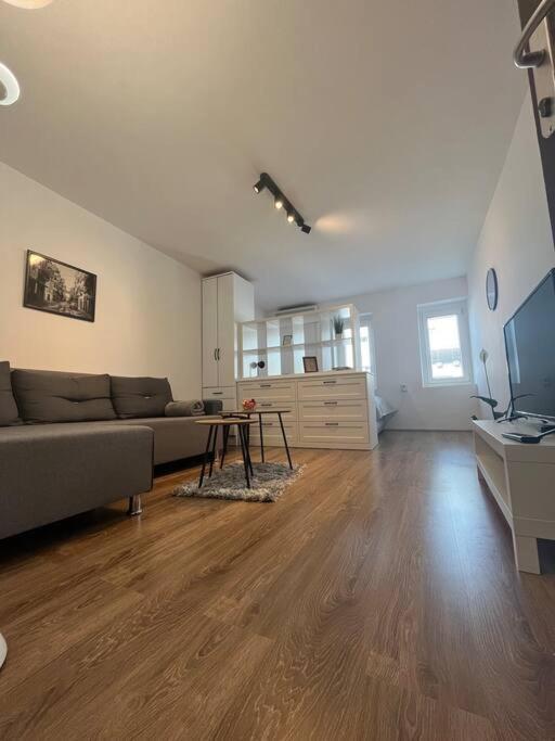 Bellissima Apartment Belgrado Esterno foto
